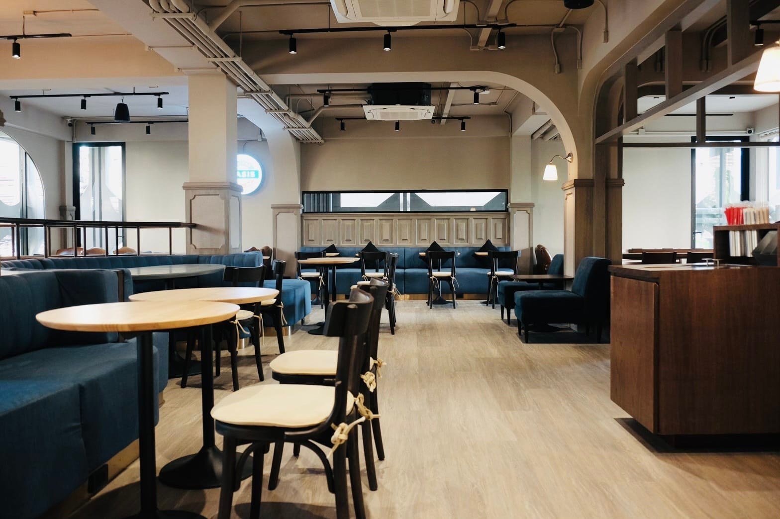 Oasis coffee สาขา ห้วยขวาง